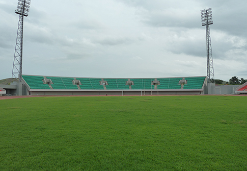 喀麦隆巴富萨姆体育场